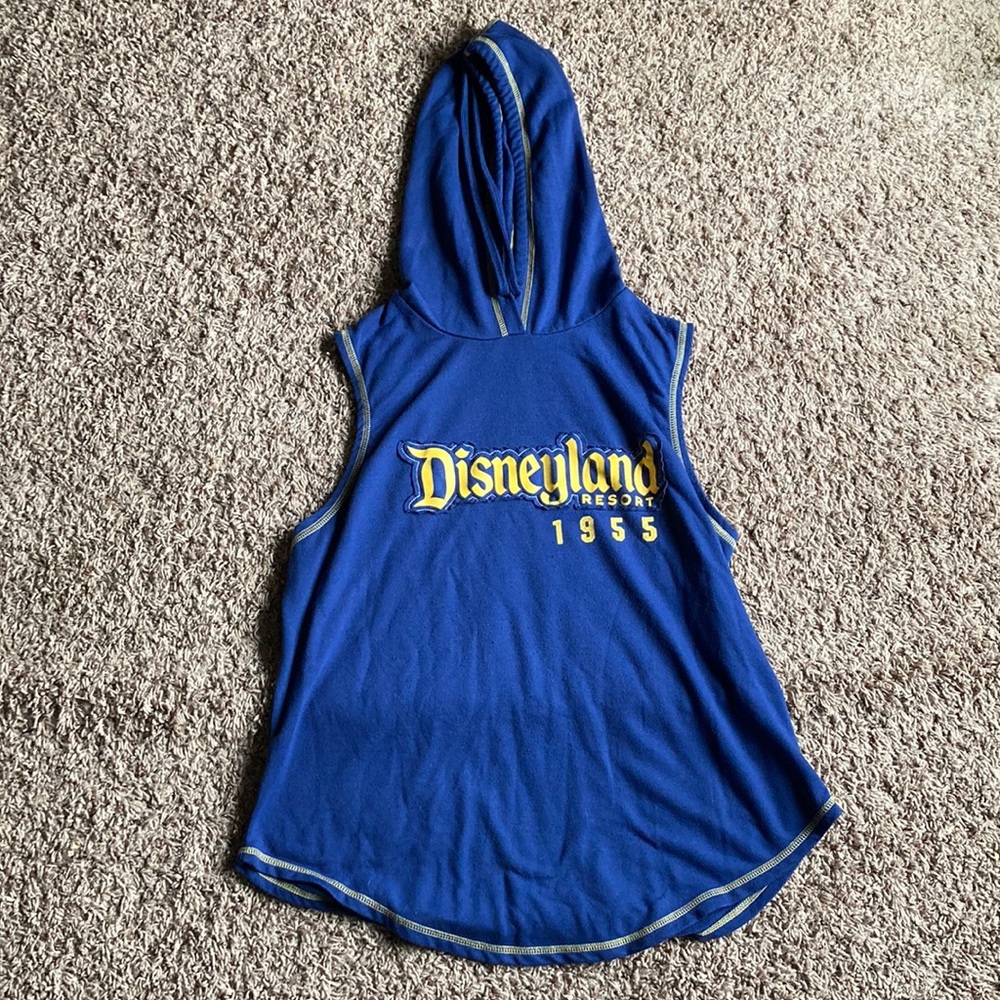 Official Disneyland parks CUT OFF shirt with hood